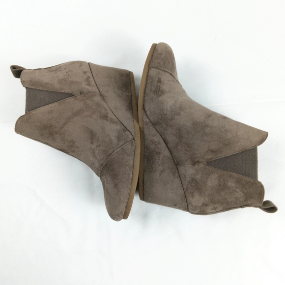 Dunes Womens Zoey Wedge Ankle Boots Size 9 Taupe Faux Suede Booties - Picture 10 of 11